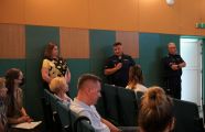 Funkcjonariusze z Komendy Powiatowej Policji w Otwocku omówili największe akcje policji w powiecie otwockim w zakresie zwalczania narkotyków., 
